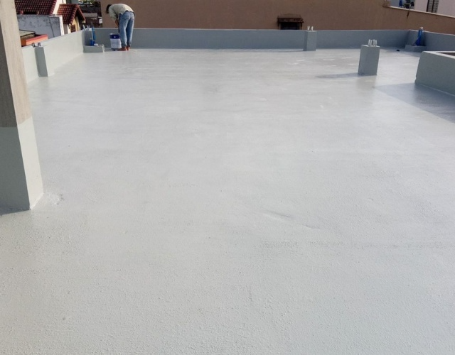 so sánh chống thấm thuận và ngược